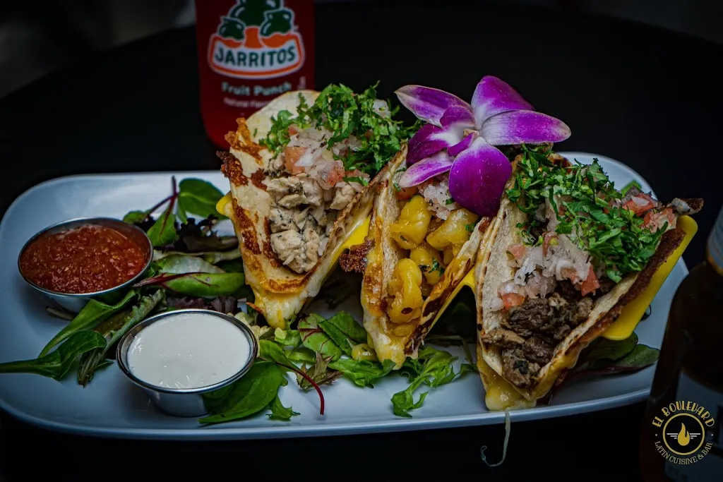 El Boulevard Latin Cuisine_Wilkes-Barre, PA_slider_imagen_3