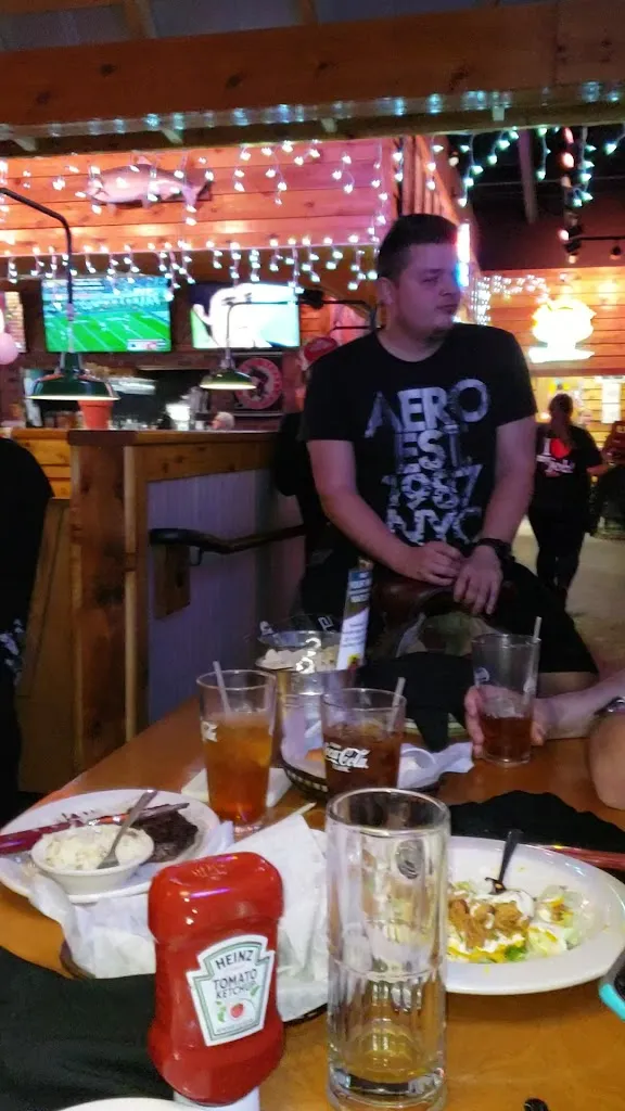 Texas Roadhouse_Wilkes-Barre, PA_slider_imagen_2