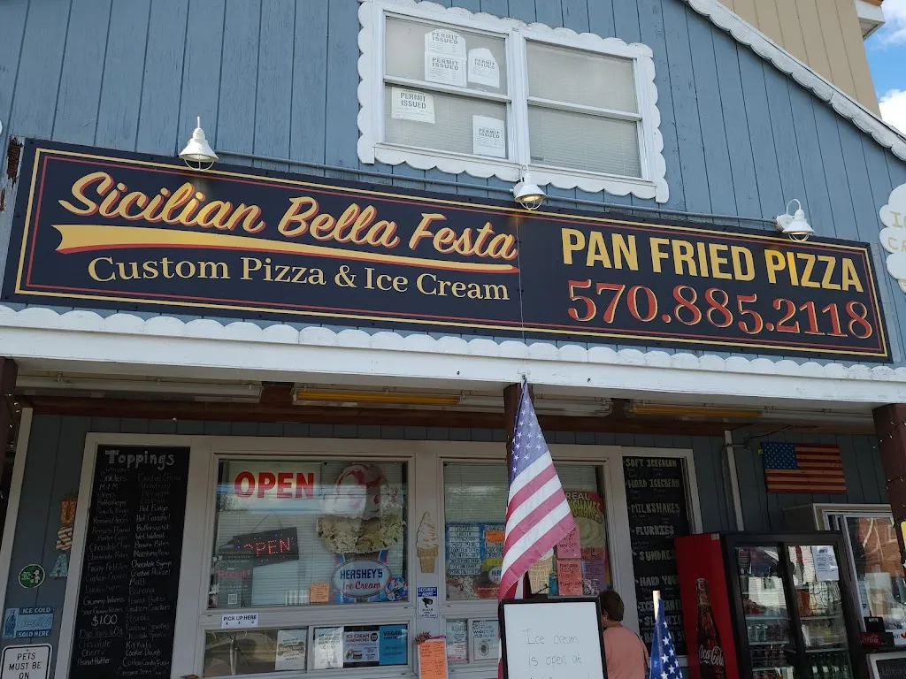 Sicilian Bella Festa restaurante en West Wyoming, PA