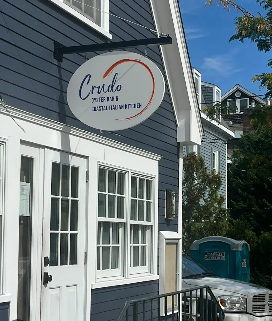 Crudo Jamestown restaurant in Jamestown, RI