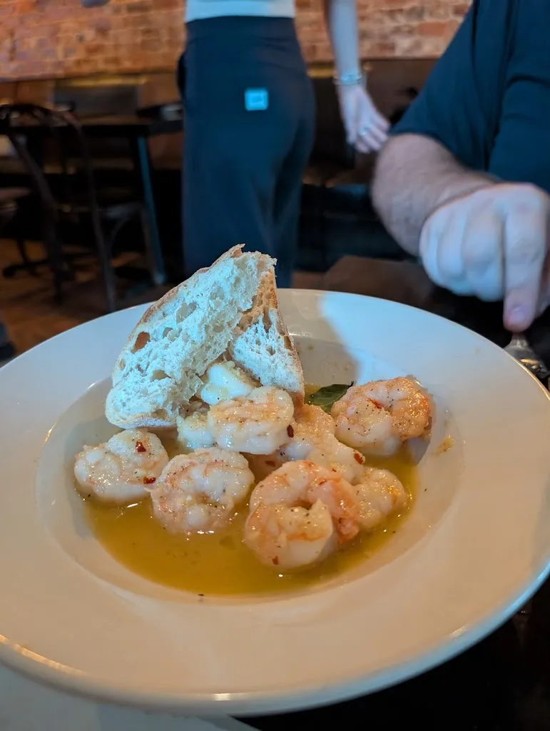 Annie Griffith (Annie Hutmacher)_Old Bull Tavern_Beaufort, SC_review