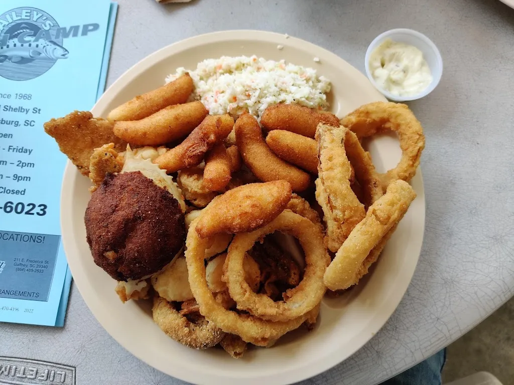 Bailey's Fish Camp_Blacksburg, SC_slider_immagine_2