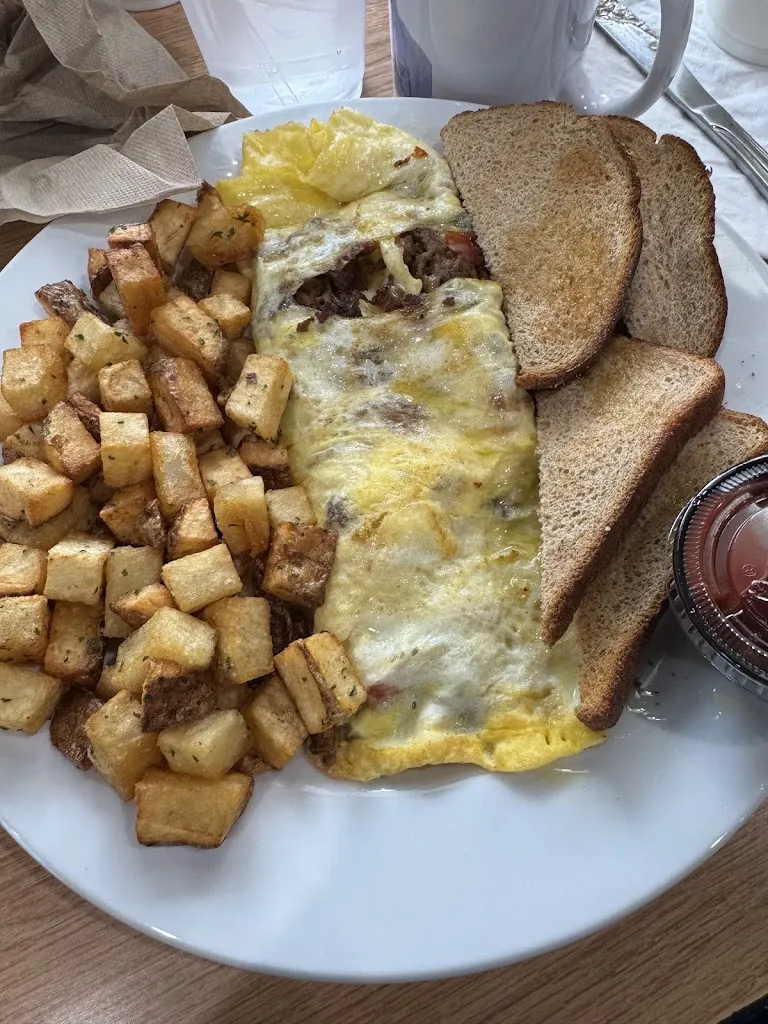 Samantha McLeod_Tin Lizzies Cafe of Sumter_Sumter, SC_reseña