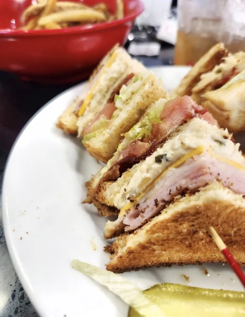 trish McCoy_Tin Lizzies Cafe of Sumter_Sumter, SC_review