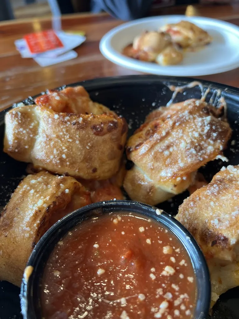 Mimi Williams_Bullwinkle's Tavern_Simpsonville, SC_avis