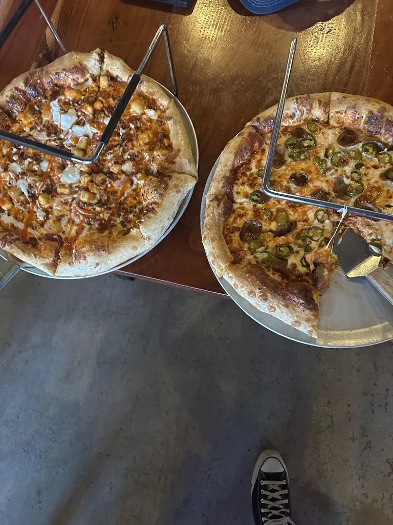 Kevin Hicks_Bullwinkle's Tavern_Simpsonville, SC_review