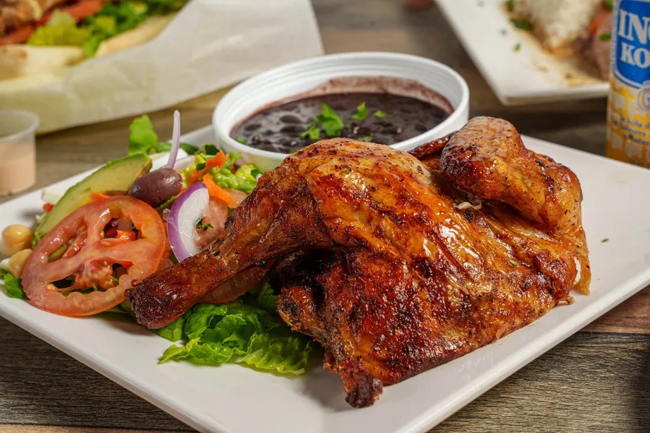 Golden Llama Peruvian Rotisserie & Grill_Simpsonville, SC_slider_image_3