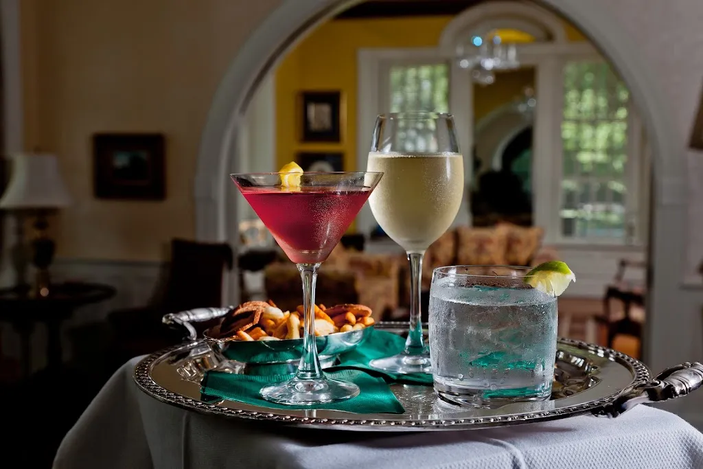 Abingdon Manor Inn & Restaurant_Latta, SC_slider_image_3