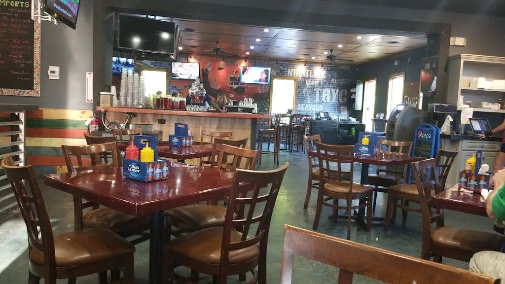 Tail Race Tavern_Moncks Corner, SC_slider_bild_3