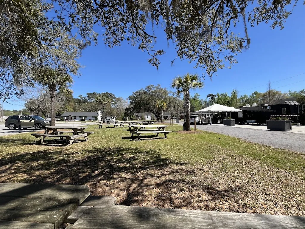 Page's Okra Grill- Moncks Corner_Moncks Corner, SC_slider_bild_3