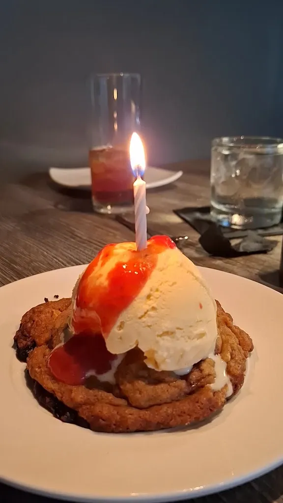 Breakwater Restaurant & Bar_Beaufort, SC_slider_image_2