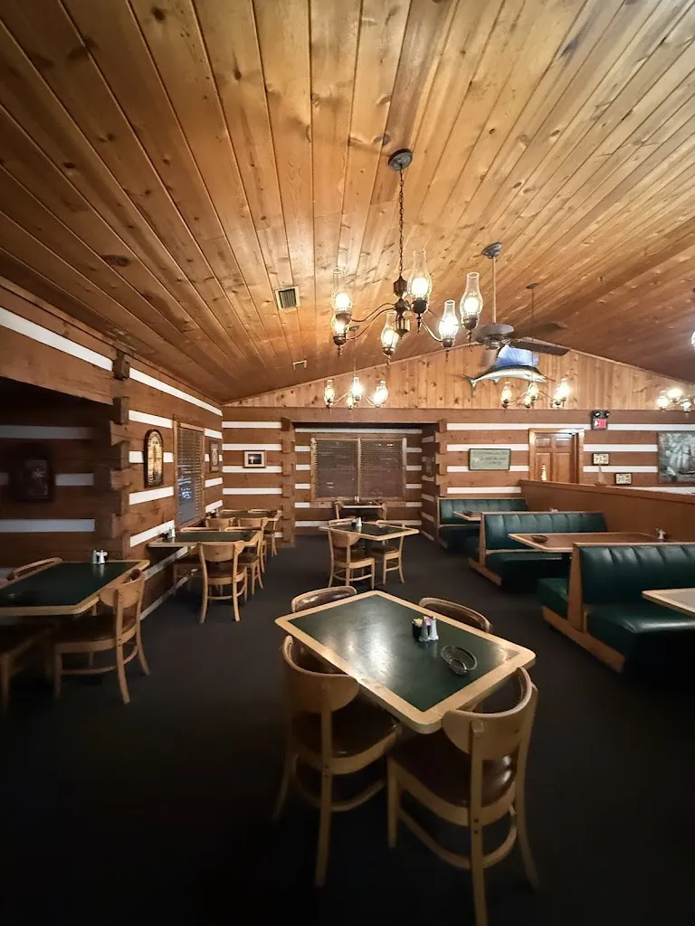 Captain's Galley restaurant in Dandridge, TN