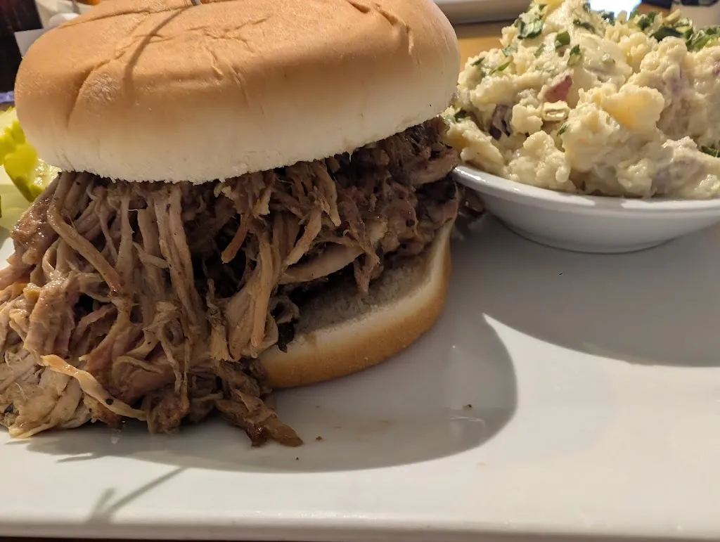 Big Bad Wolf Smokehouse Grill_Mt. Juliet, TN_slider_immagine_2