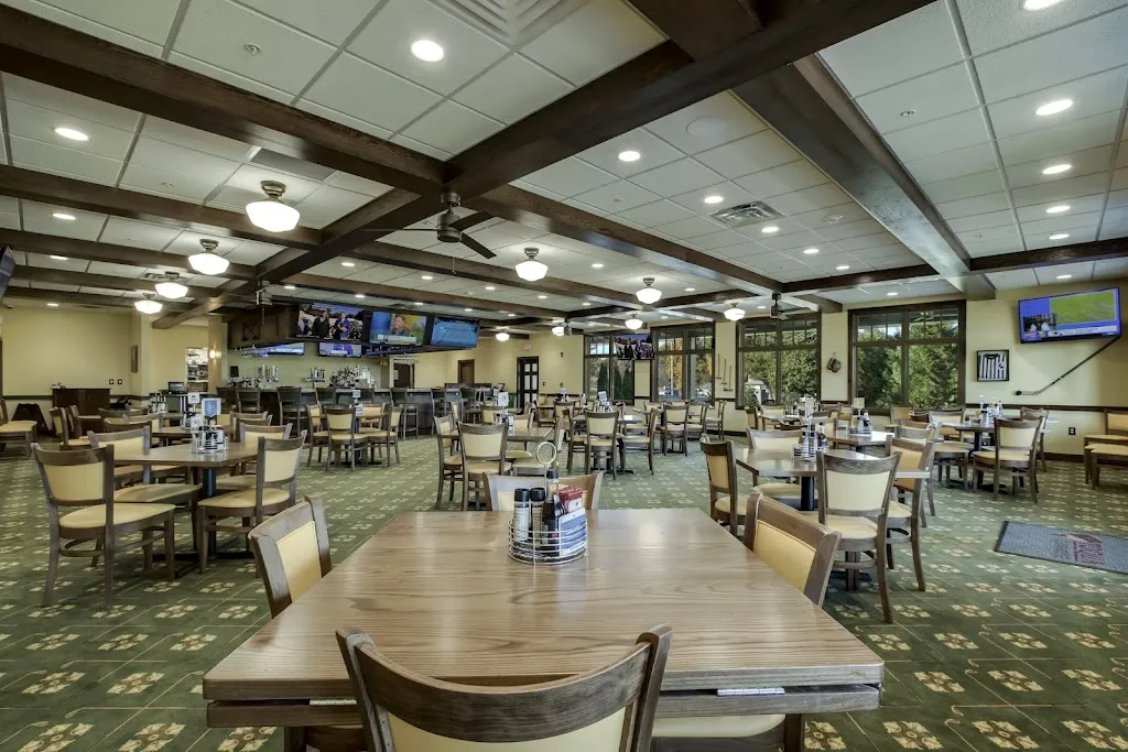 Toqua Bar & Grill restaurant in Loudon, TN