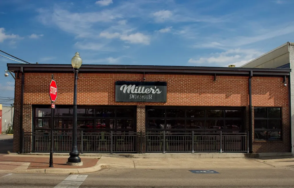 Miller's Smokehouse restaurant in Belton, TX