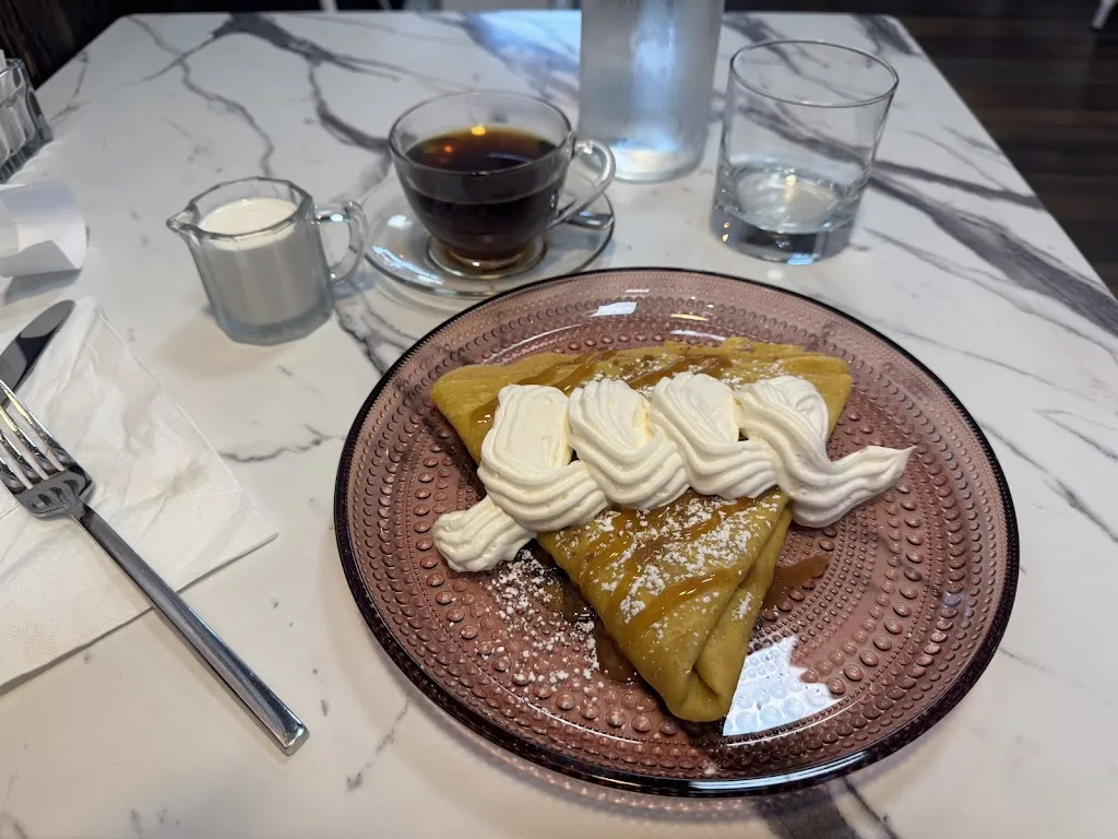Byron Bartosh_Early Light Creperie_Belton, TX_review
