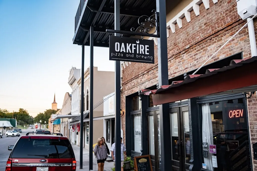 Oakfire Pizza and Brewing restaurant in Belton, TX