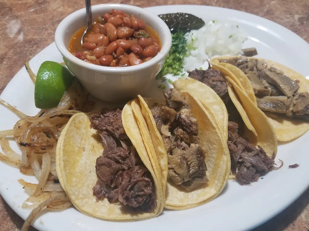 Jaliscos Mexican Restaurant_Belton, TX_slider_image_2