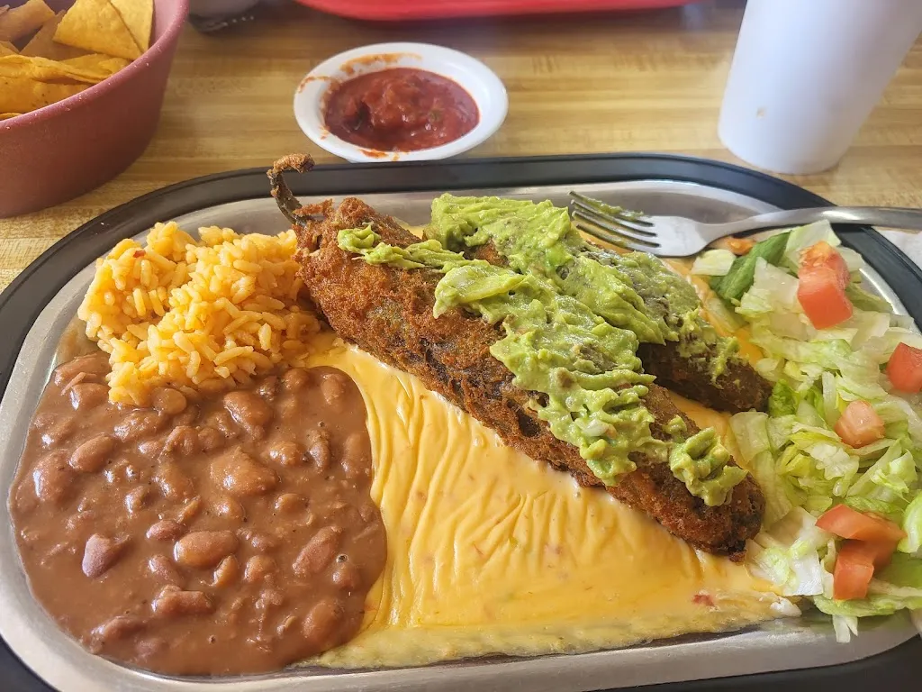 Marc Tindall_The Village Kids Take-out_Borger, TX_recensione