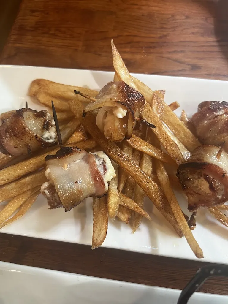 Rosalba Martinez_Rock & Tapas_Castroville, TX_review
