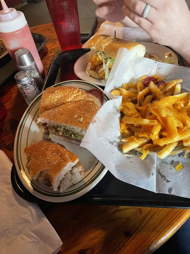 Calissa Beach_George's Southside_Baton Rouge, LA_review