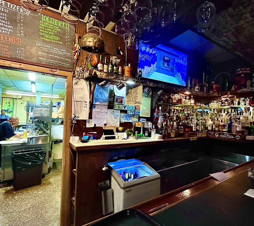 George's Southside_Baton Rouge, LA_slider_image_3