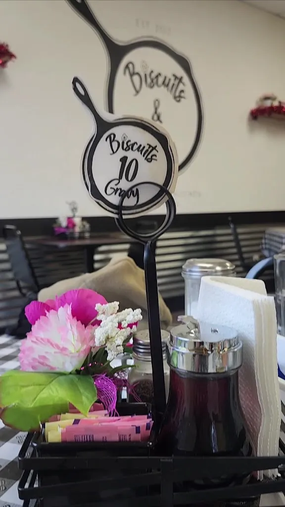Biscuits & Gravy Neighborhood Kitchen_Donna, TX_slider_imagen_2