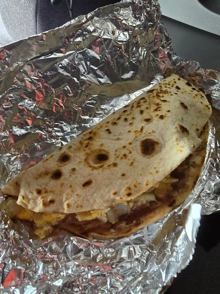 Bobby Tamez_Mari's Tacos_Donna, TX_reseña