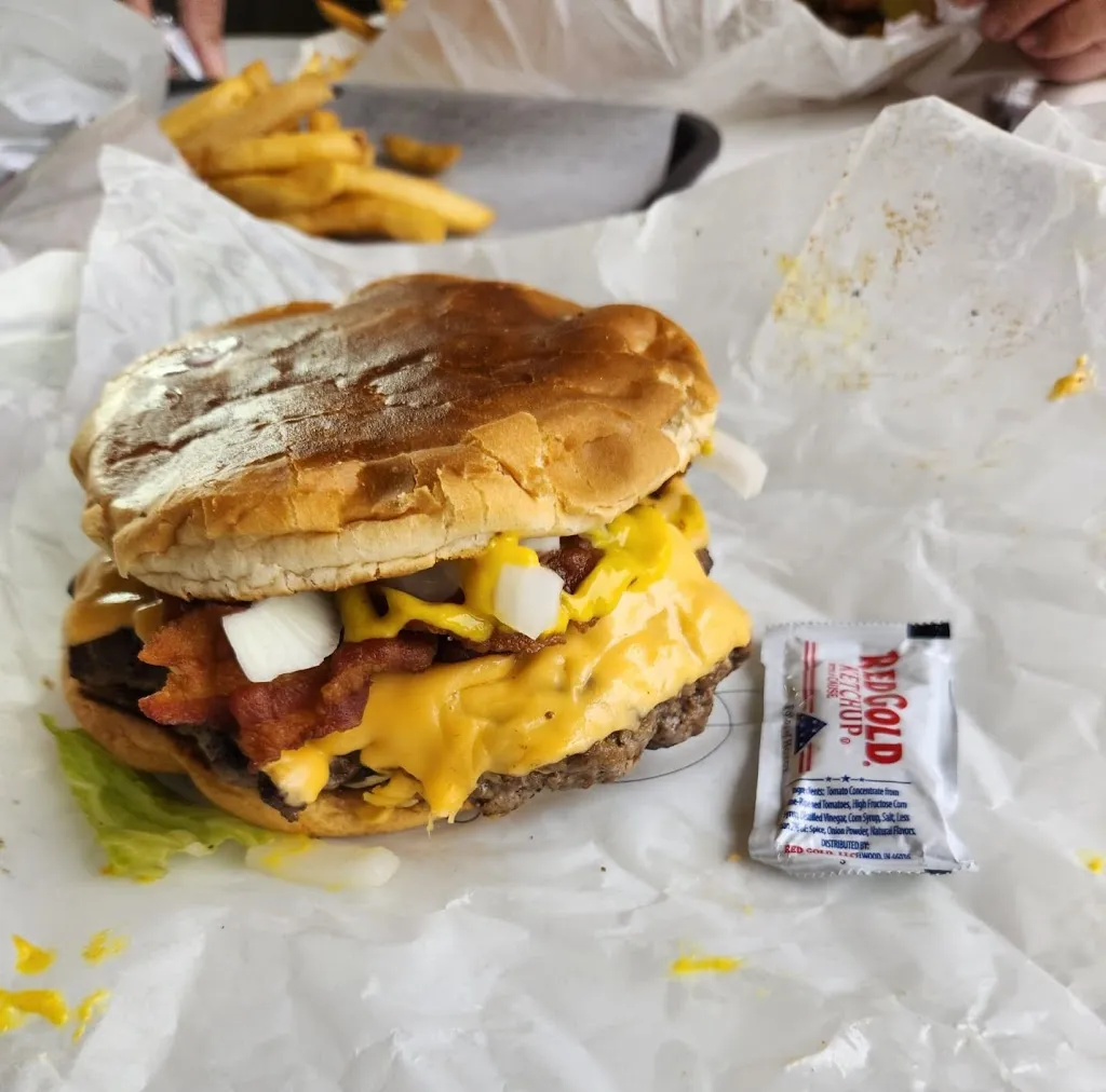 Mark V_Gonzales Burgers_Donna, TX_review
