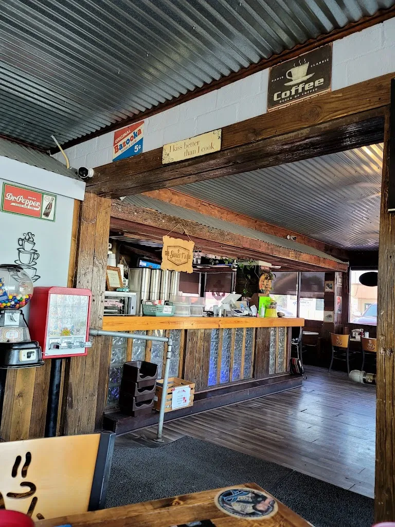 Sweet T's Diner_Freeport, TX_slider_immagine_3
