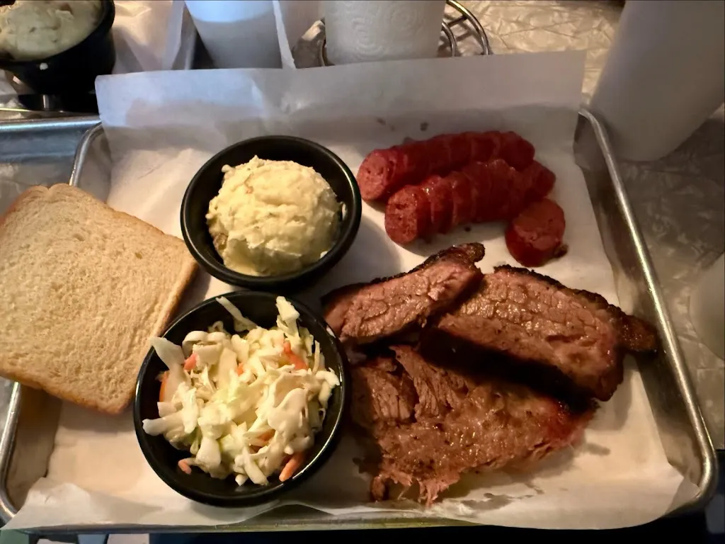 Agustin Robles_Sista White's Cafe_Freeport, TX_review