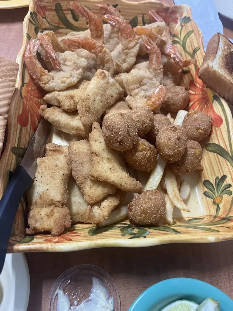 Roberto R. Garcia_La Pesca Seafood Restaurant_Edinburg, TX_review