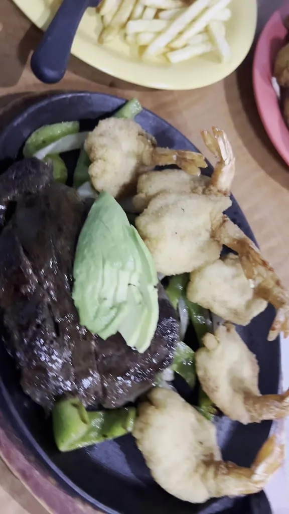 La Pesca Seafood Restaurant_Edinburg, TX_slider_imagen_2