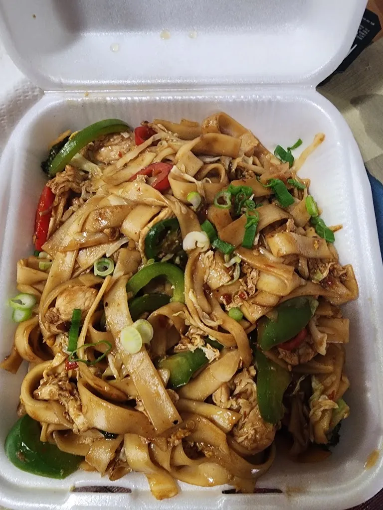 Mai Thai Kitchen restaurant in Idalou, TX
