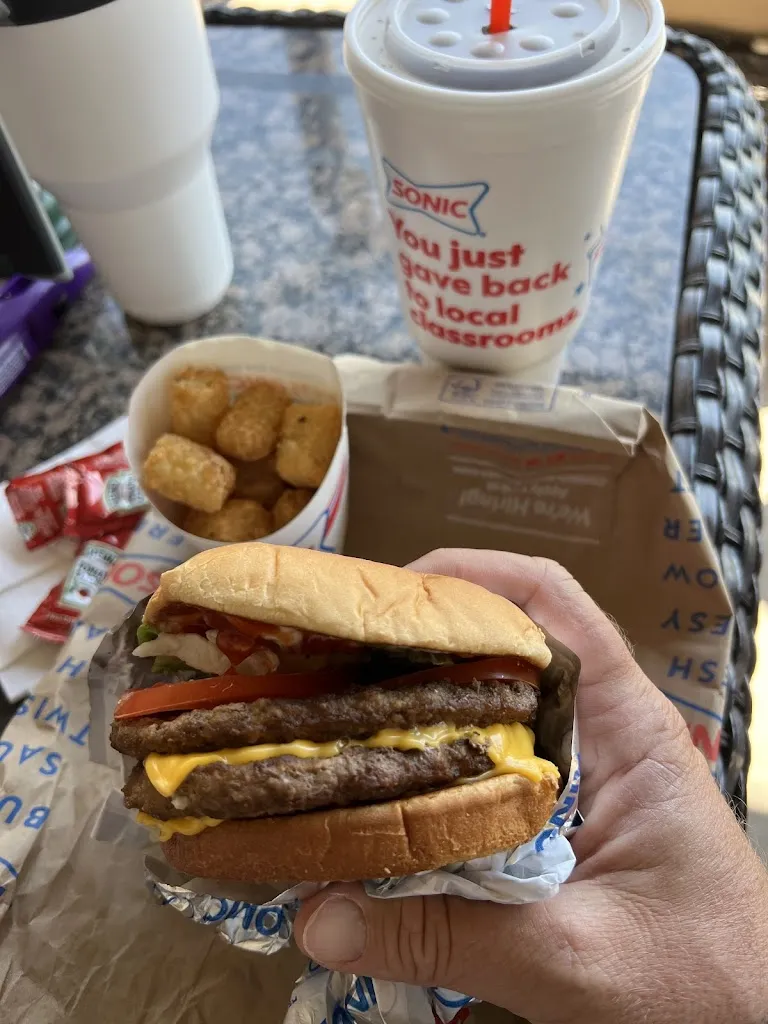 David Cunningham_Sonic Drive-In_Idalou, TX_bewertung