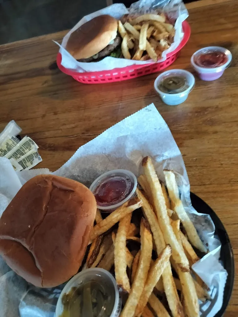 Roy Rodriguez_Buckhorn Grill_Edcouch, TX_reseña