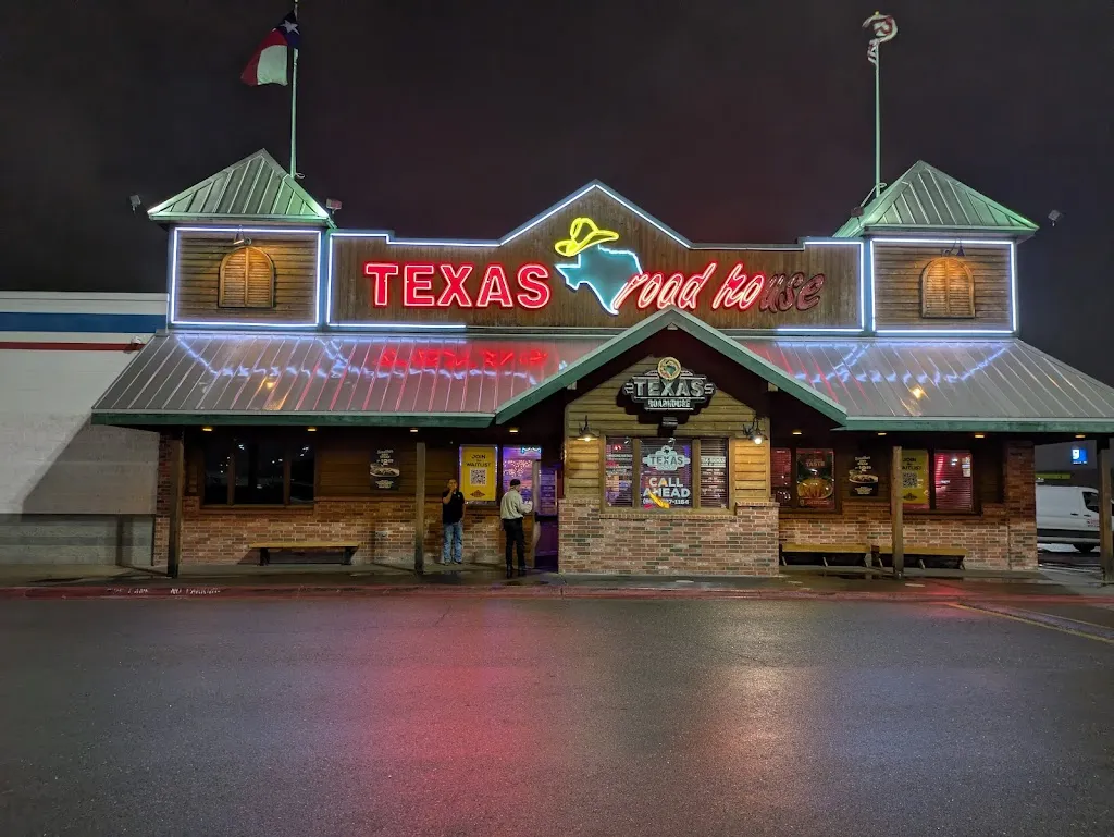 Texas Roadhouse_Laredo, TX_slider_image_1