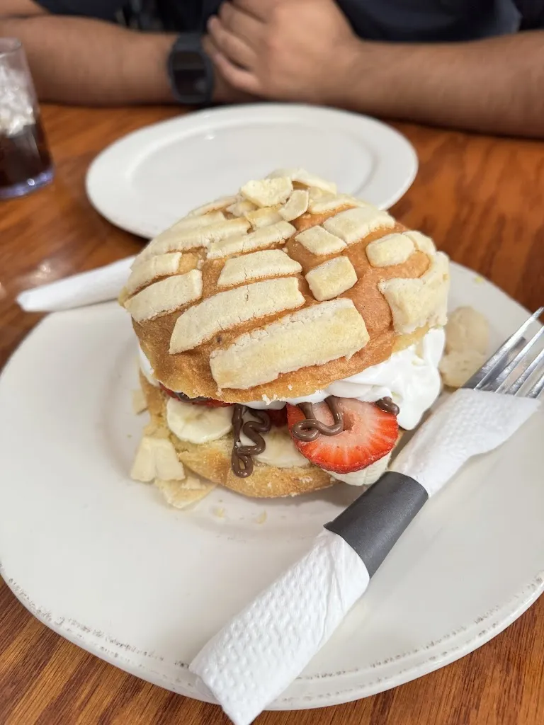 Evelyn_La Casa De Frida - House of Breakfast_Laredo, TX_review