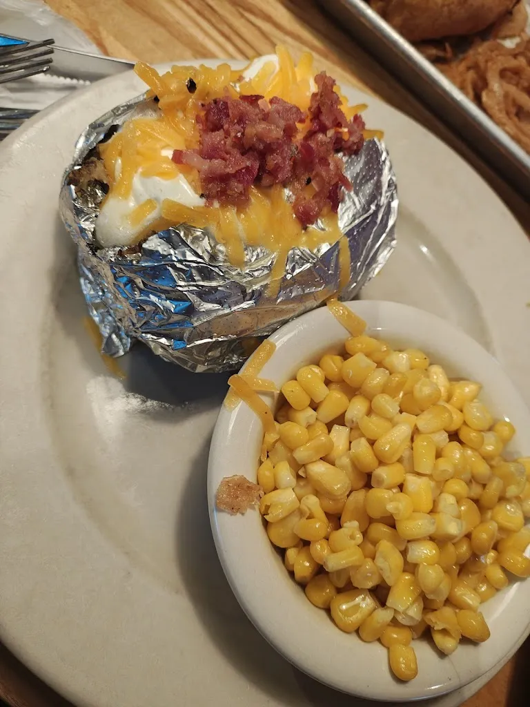 Logan's Roadhouse_Laredo, TX_slider_image_3