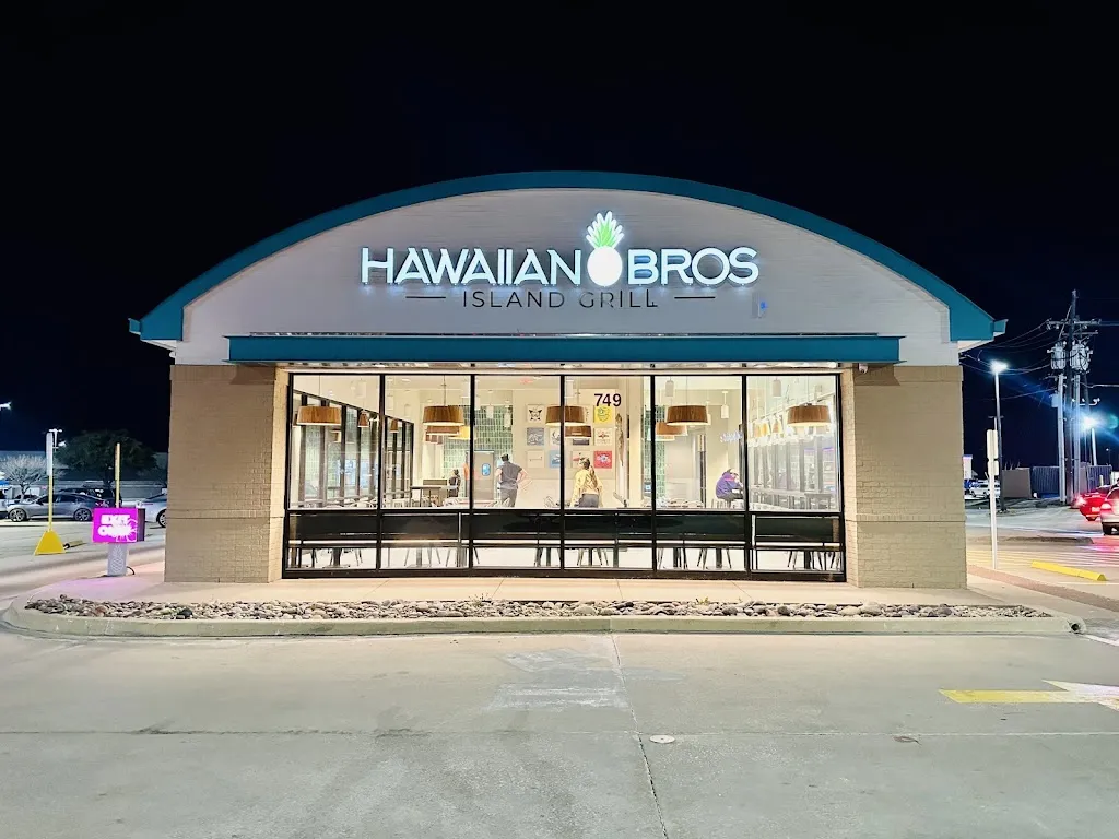 Hawaiian Bros Island Grill ristorante a Lewisville, TX