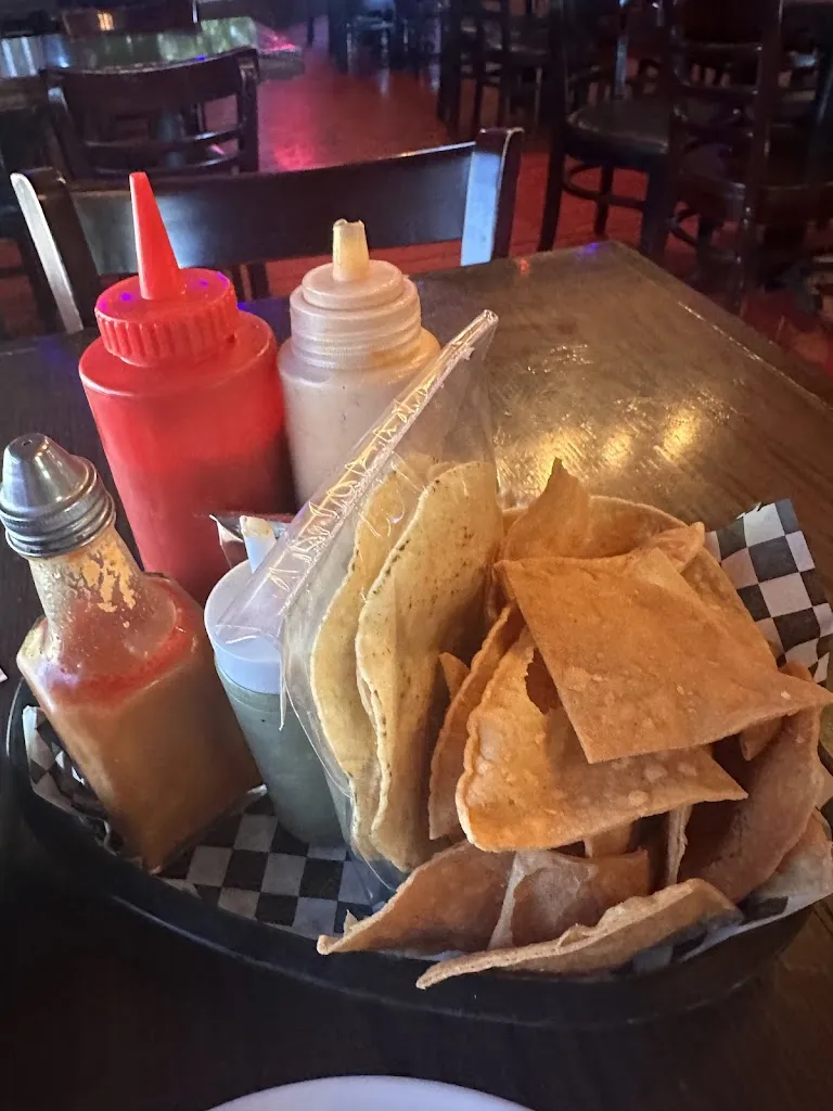 Robert Guerra_La Cabaña Sinaloense_1209 E Nolana Loop, Pharr_reseña