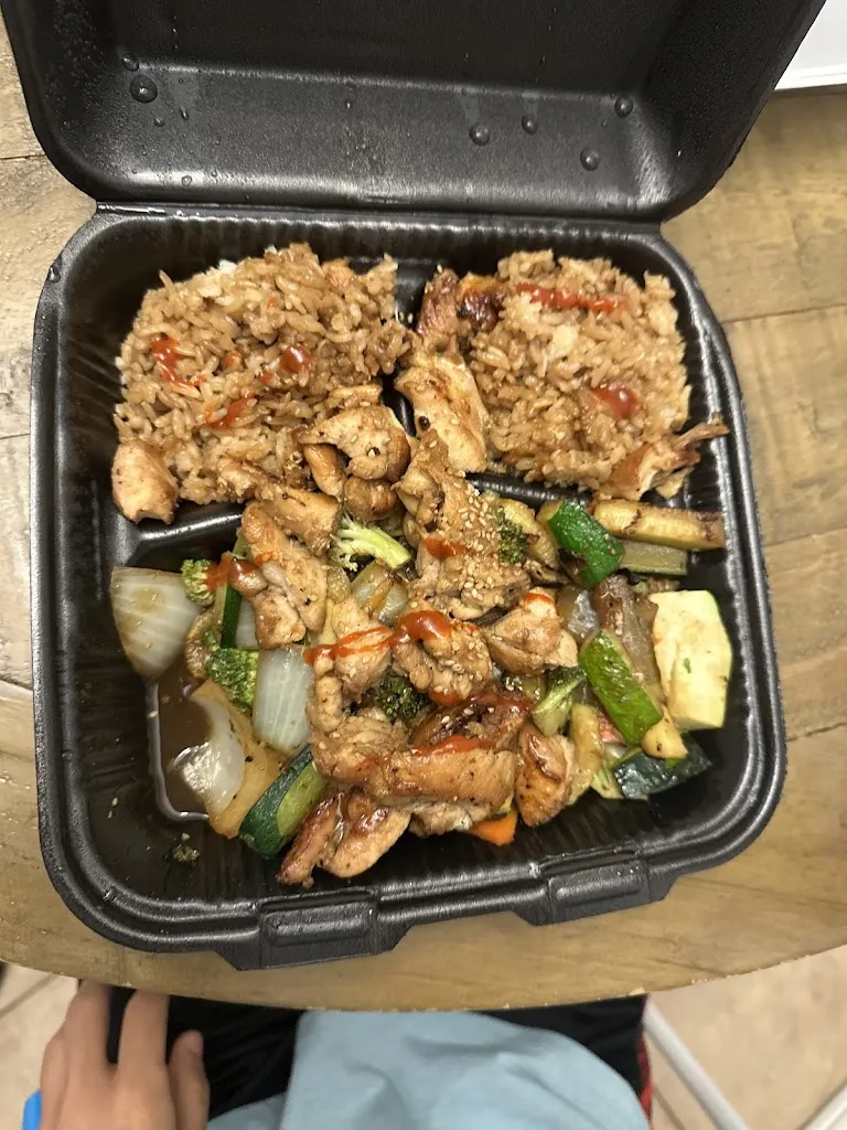 Frank Uresti_Moriko's Teppanyaki Grill_Edinburg, TX_reseña