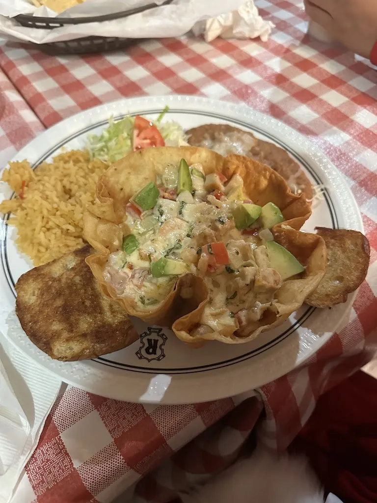 Elisa Rios_Candilejas Restaurant_Midland, TX_review