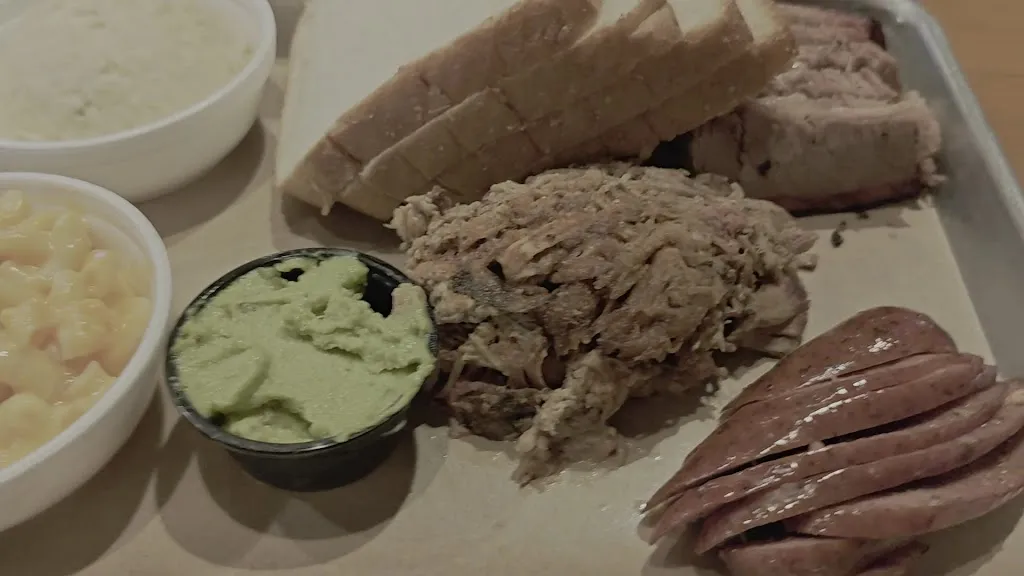 Bar-B-Cutie SmokeHouse_Pharr, TX_slider_imagen_2