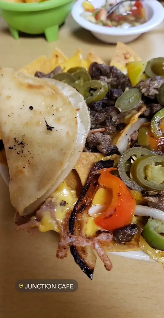 Junction Cafe_Pharr, TX_slider_imagen_2
