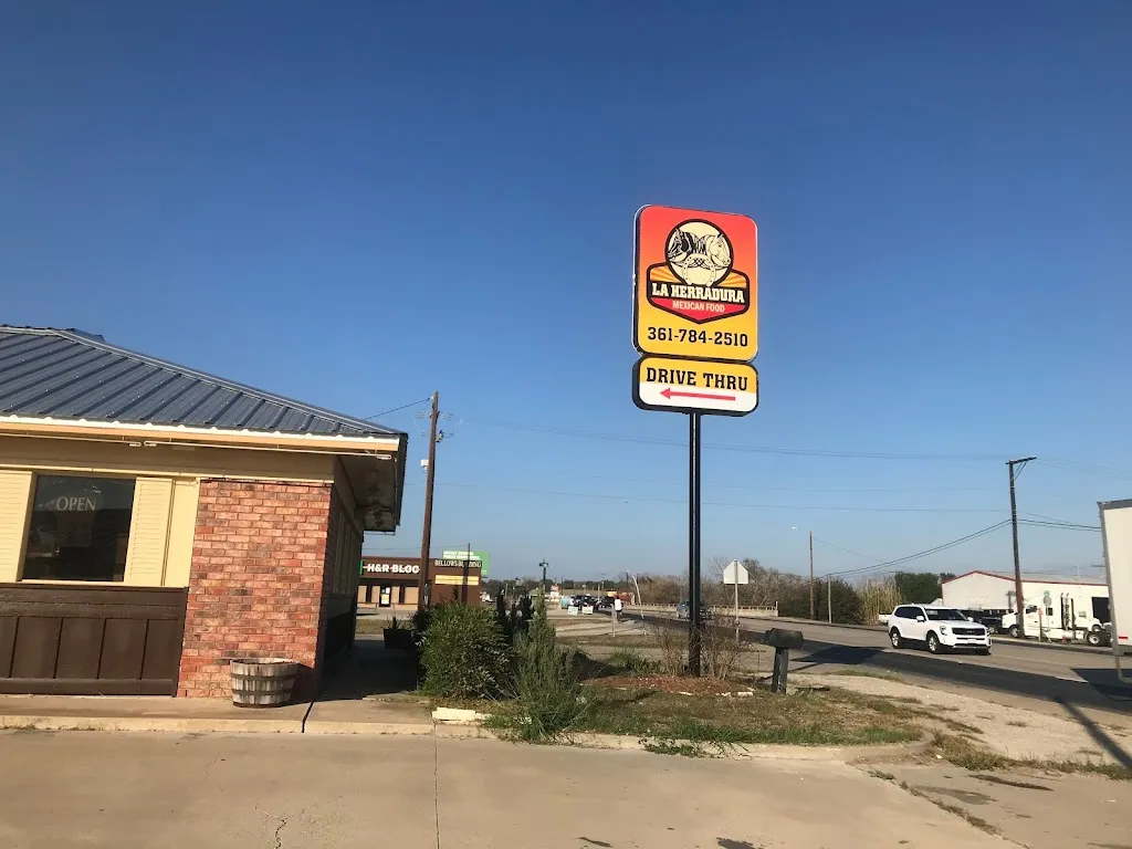 La Herradura Mexican Restaurant @ Three Rivers, Tx restaurant in Three Rivers, TX