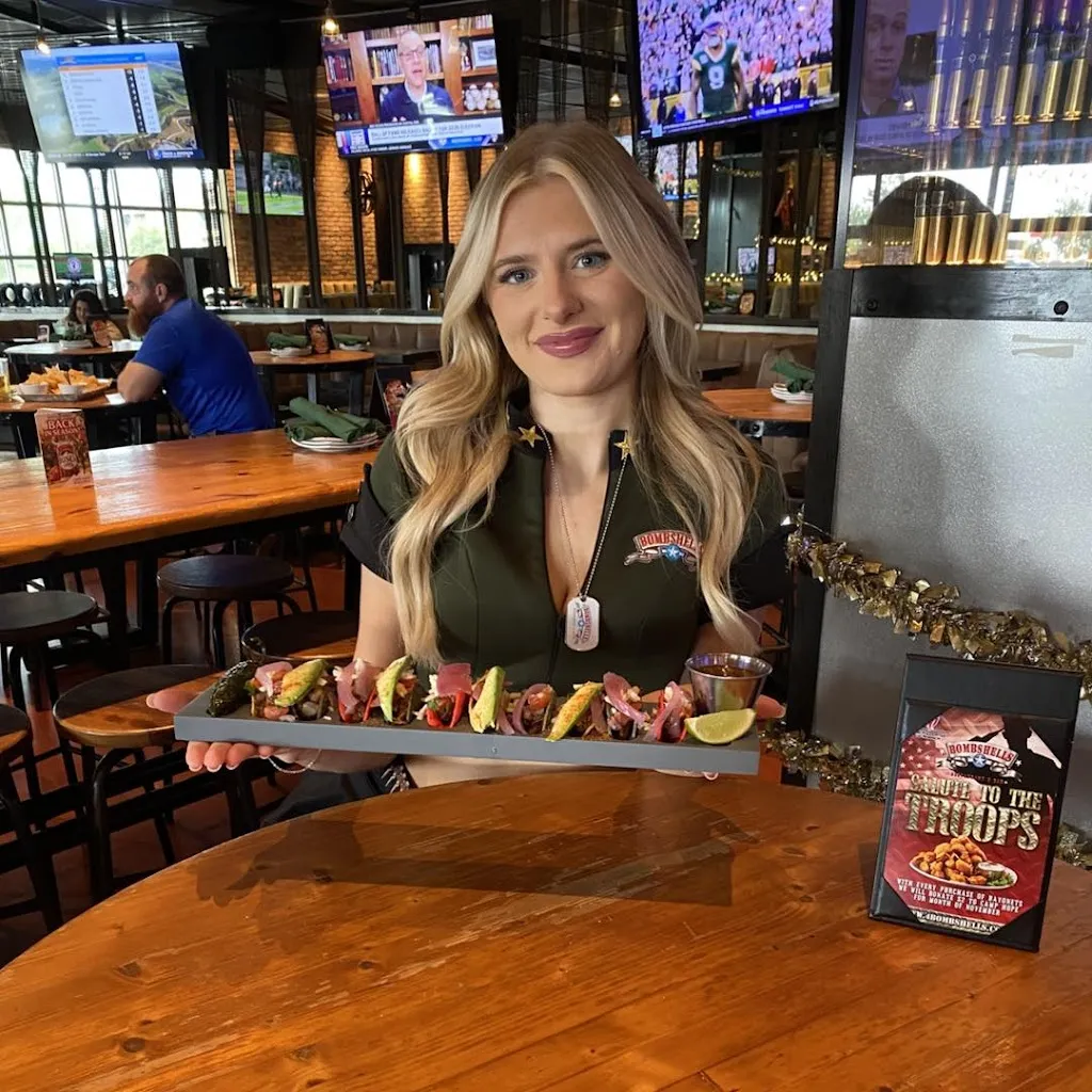 Bombshells Restaurant & Bar_Pflugerville, TX_slider_image_3