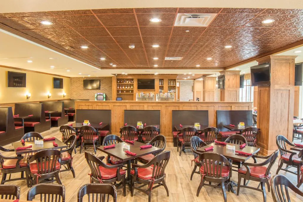 Magnolia bar and Grill restaurant in Trophy Club, TX