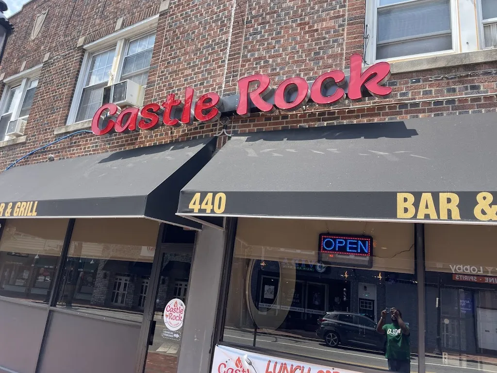 Castle Rock Bar and Grill restaurant à West Orange, NJ