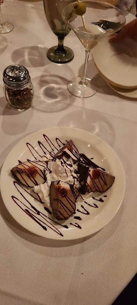 Carl Crownover_Julio's Restaurant_West Orange, NJ_avis